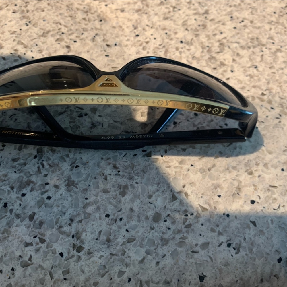 Louis Vuitton Millionaire Sunglasses Z0350W In New Condition - Picture 4 of 5